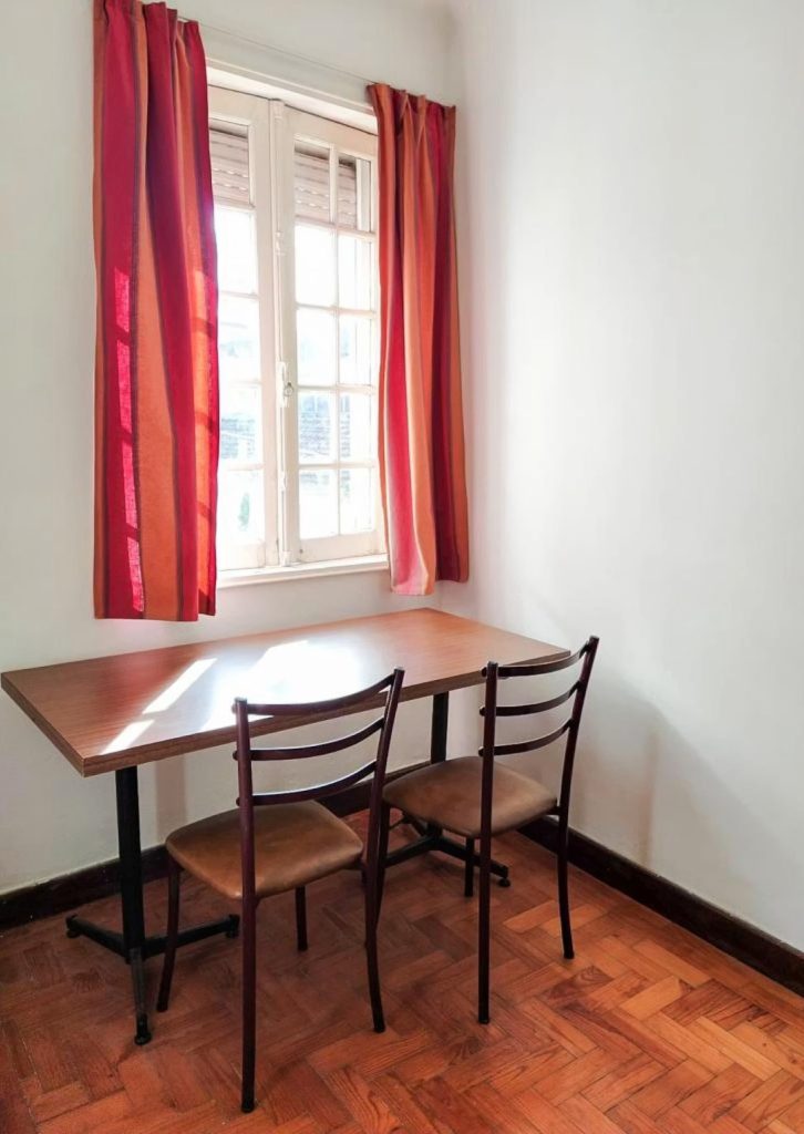 Travessa da Bica Velha 57, 1ºD - Quarto 4A e quarto 4B