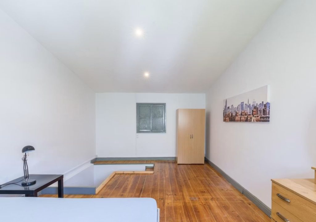 Rua de Nove de Abril 348, C3 - Quarto