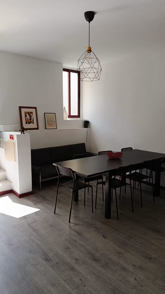 Rua de Nove de Abril 348, C7 - Sala de Jantar